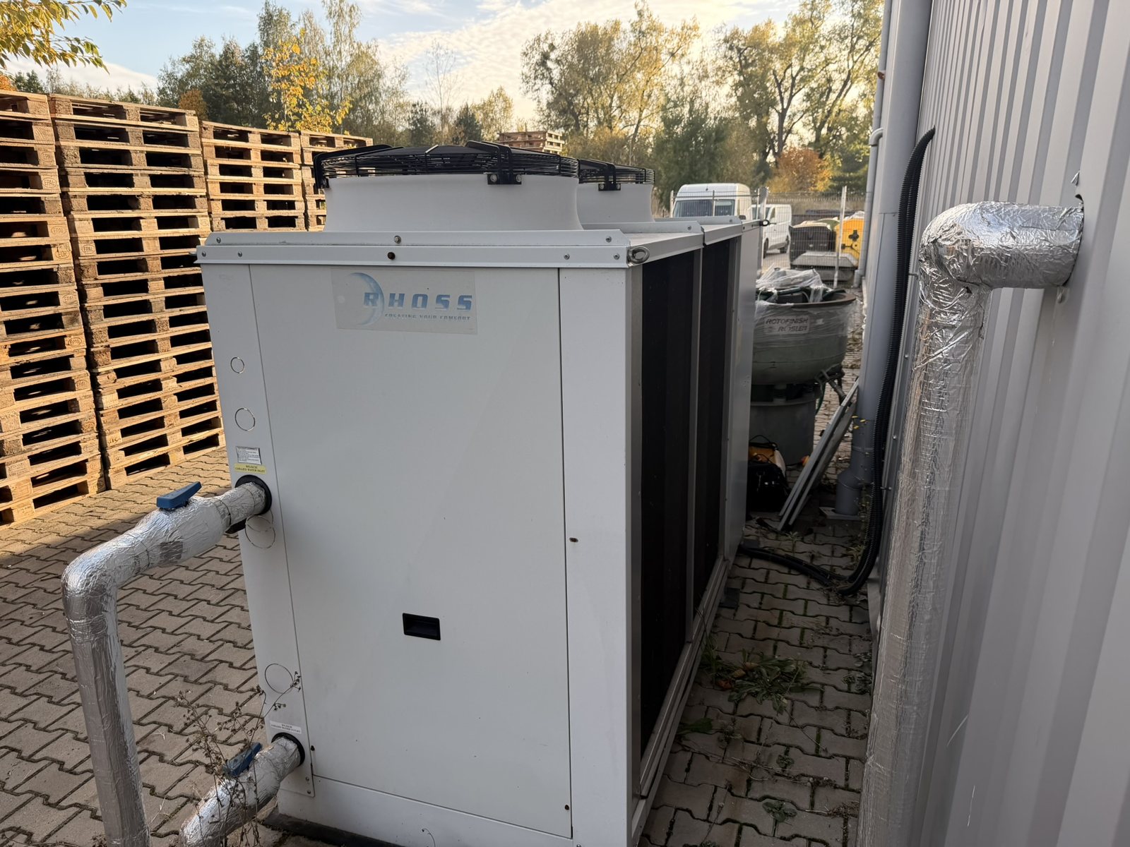 Pomiar drgań chillera: jak go wykonujemy i co pokazuje